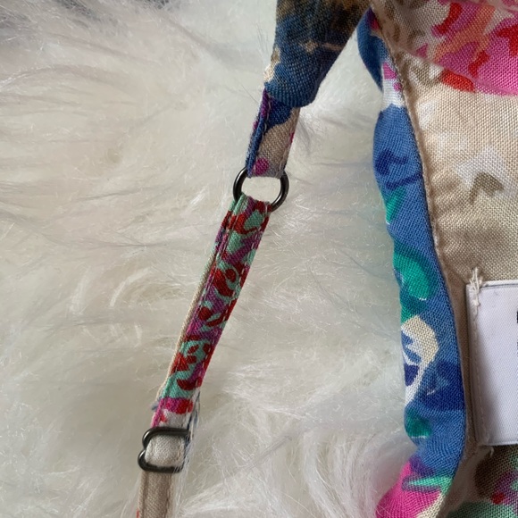 BOGO 💚. Vero Moda Floral Romper / Jumpsuit - Picture 4 of 6